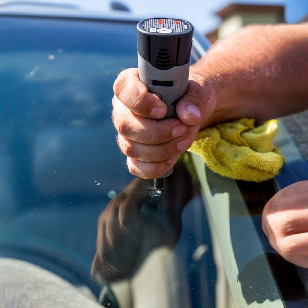 Auto Glass Repair in Miami